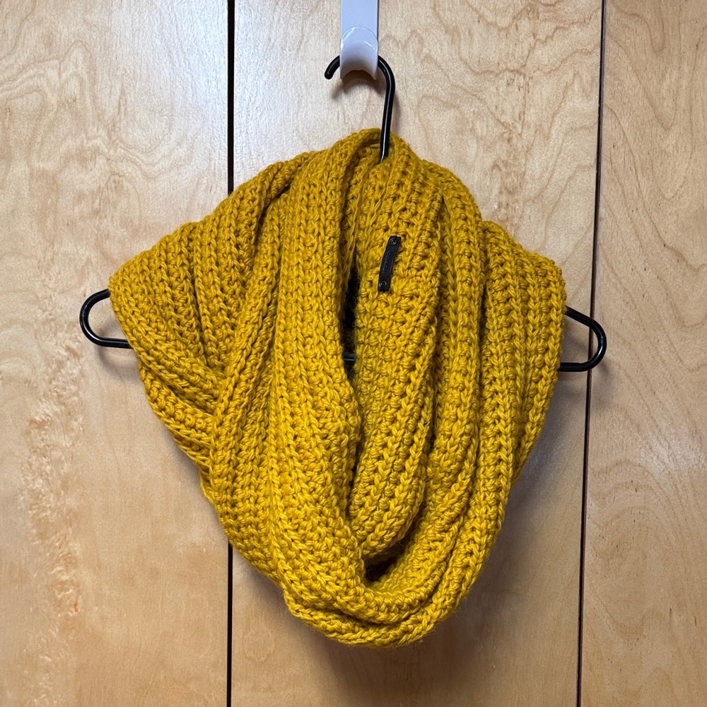 Coach Chunky Infinity Scarf - Mustard